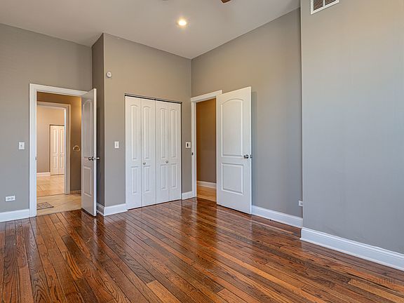 5th image of 4235 S King Dr #1