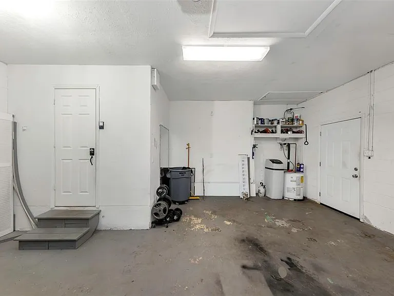 4030 Fieldgreen Pl — Photo 47
