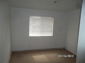 4th image of 3925 Leon Ave