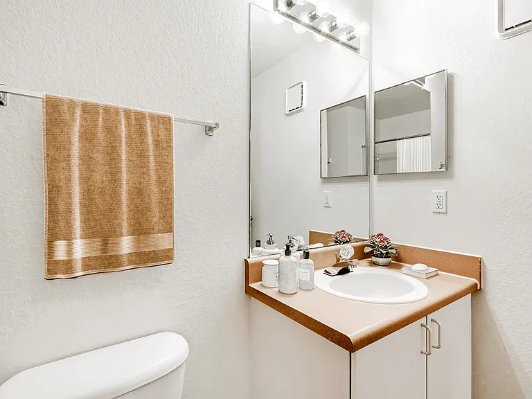Westchester Apartments — Photo 30