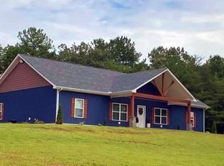 700 Pineview Dr, Springville, TN 38256