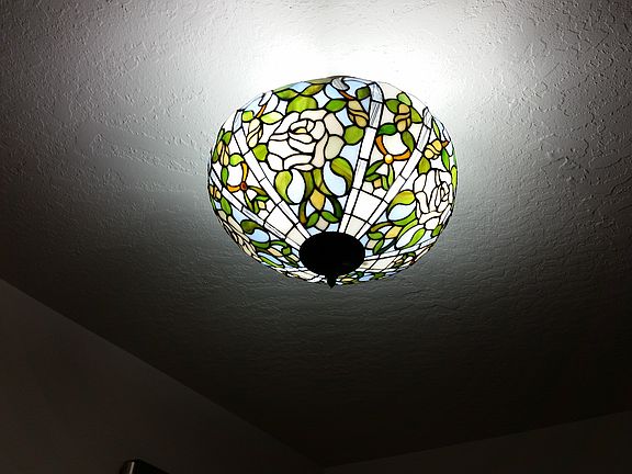 tiffany lights throughout