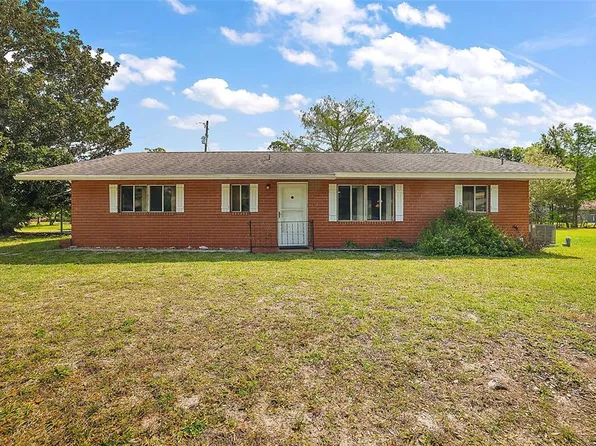 11548 Lake Eustis Dr, Leesburg, FL 34788