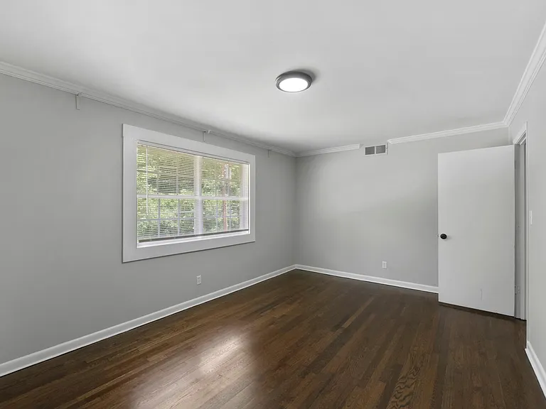1584 Line St — Photo 20