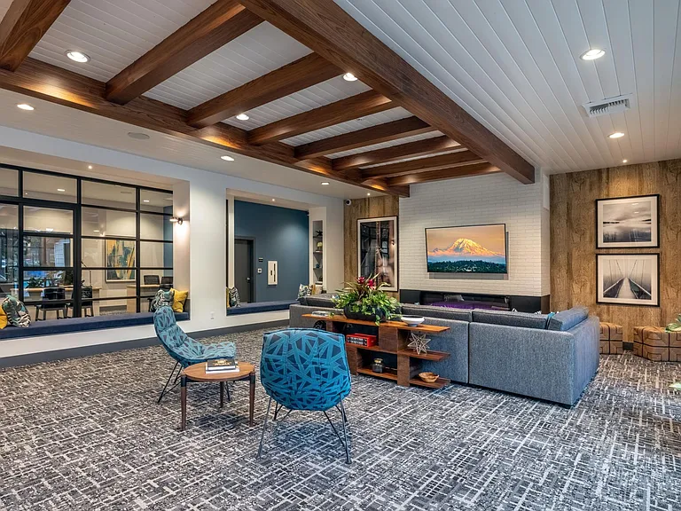 Meridian Pointe — Photo 101