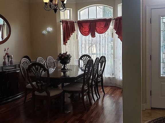 FORMAL DINING RM