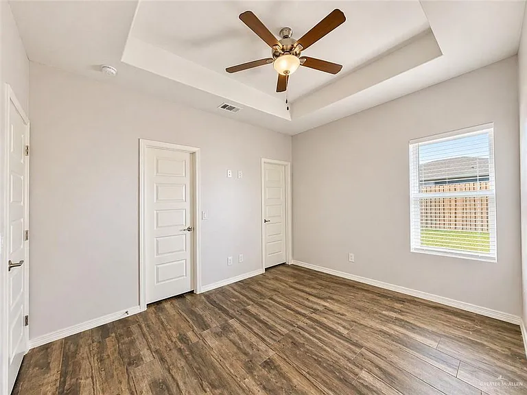 4901 N Winona Dr #3 — Photo 8