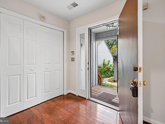 4th image of 11115 Timberhead Ct