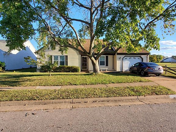 3rd image of 1052 Casanova Dr