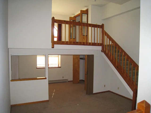 Stillman School Apartments — Photo 21