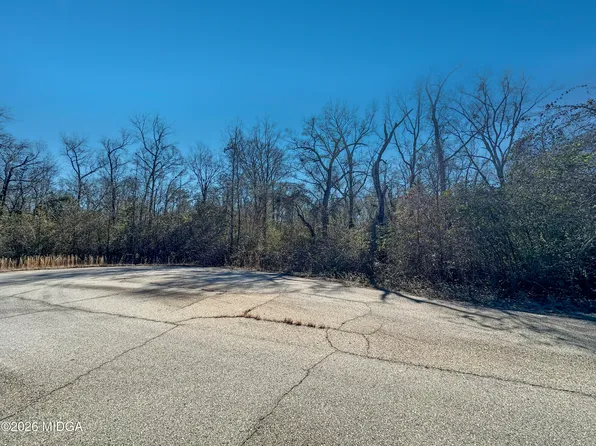 312 Hawk Ct, Macon, GA 31216
