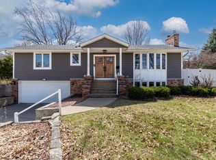 5717 Grace Ter, Edina, MN 55439