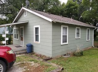515 4th St, Anderson, MO 64831