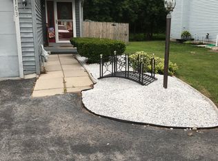 103 Postlamp Cir, North Syracuse, NY 13212