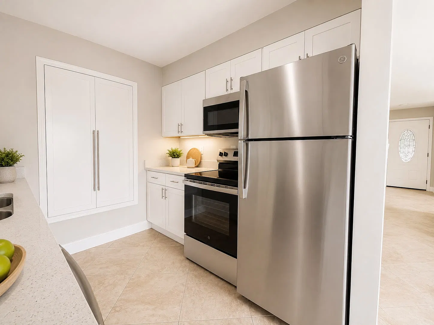 2 bed, 985 sqft, $2,100 — Photo 4
