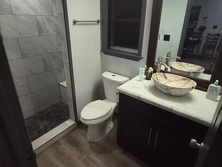 8520 Thistle Ave — Photo 5
