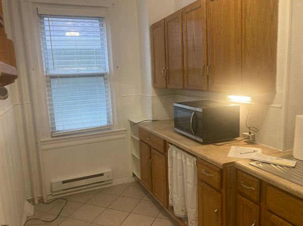 6303 Ventnor Ave APT 6