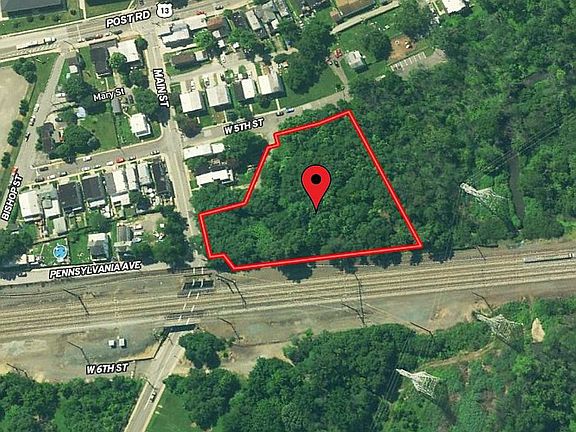 5th image of 121-001 5th St