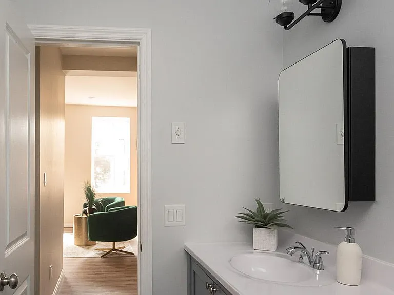 56 Linden Ave #3 — Photo 4