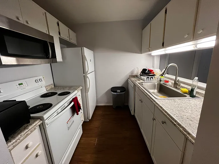 4000 SW 23rd St #2-307 — Photo 13
