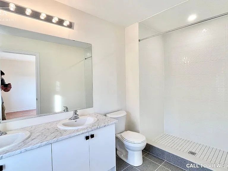 9 Durham Ave — Photo 7