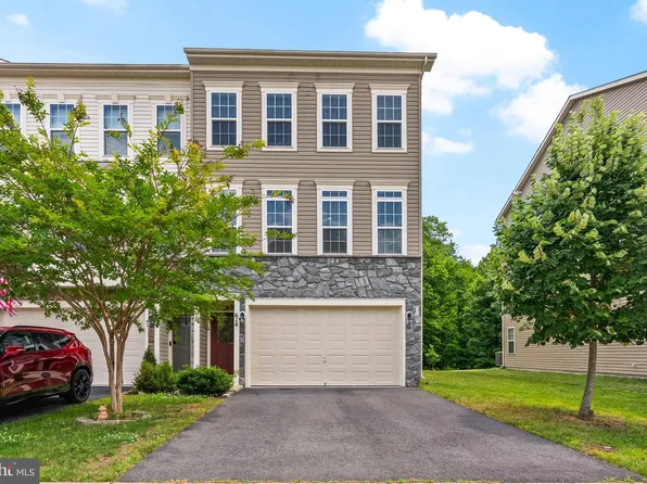614 Savile Row Ter, Purcellville, VA 20132