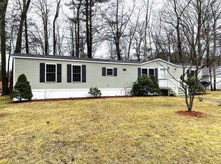 52 Bruce Rd, Seabrook, NH 03874
