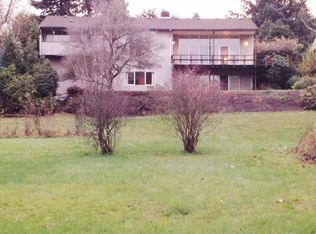 16435 NE Multnomah St, Portland, OR 97230