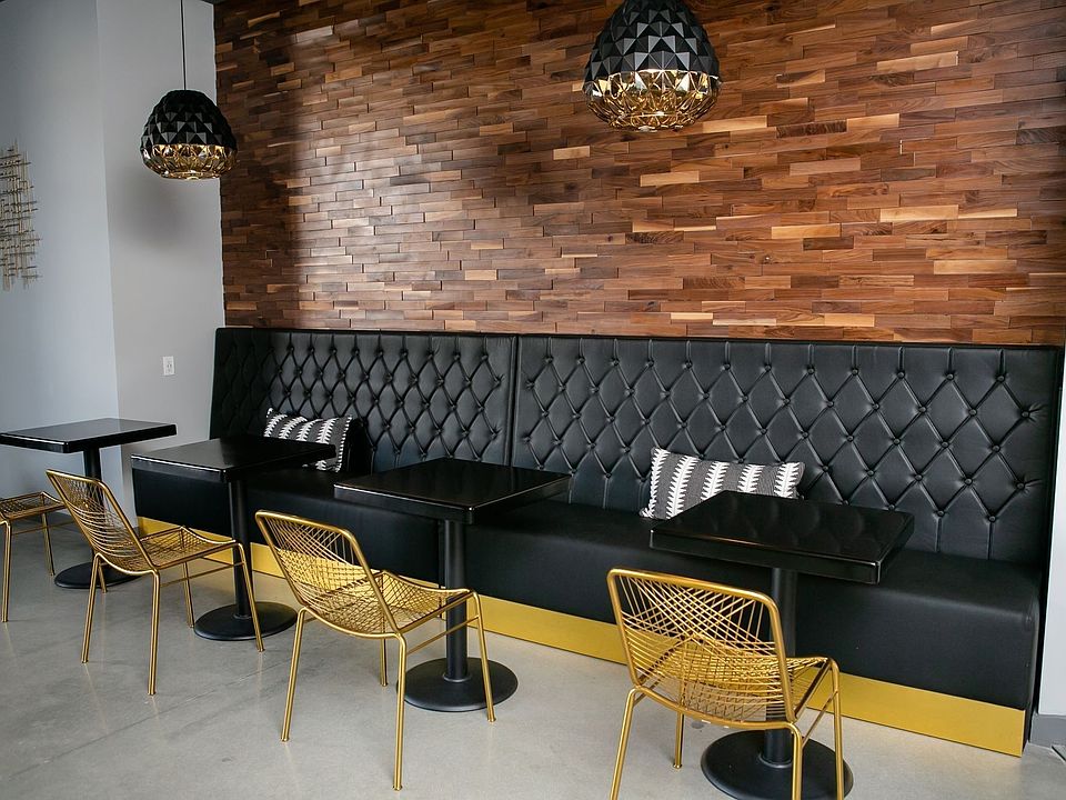 Lounge Seating