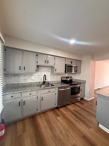 18529 Eagles Roost Dr Photo 1