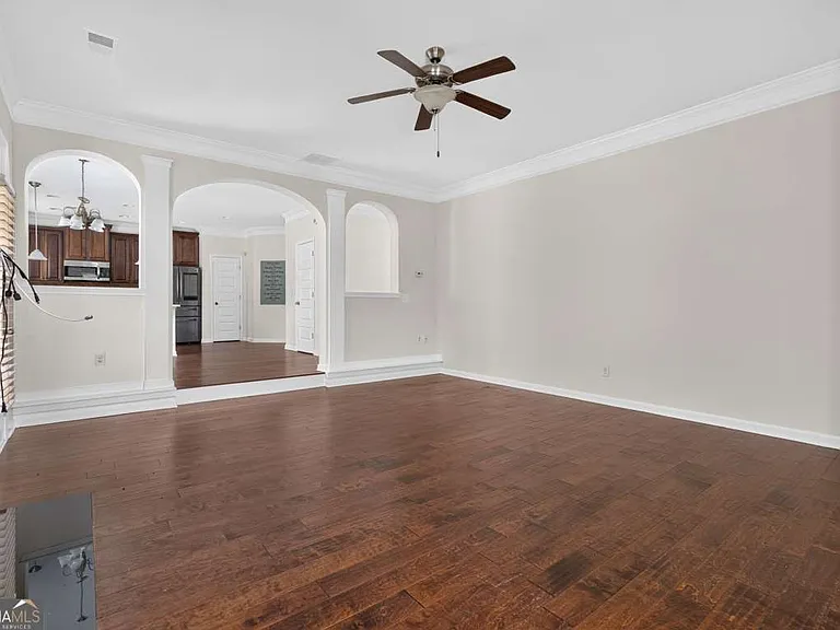 2210 Apple Orchard Way — Photo 23