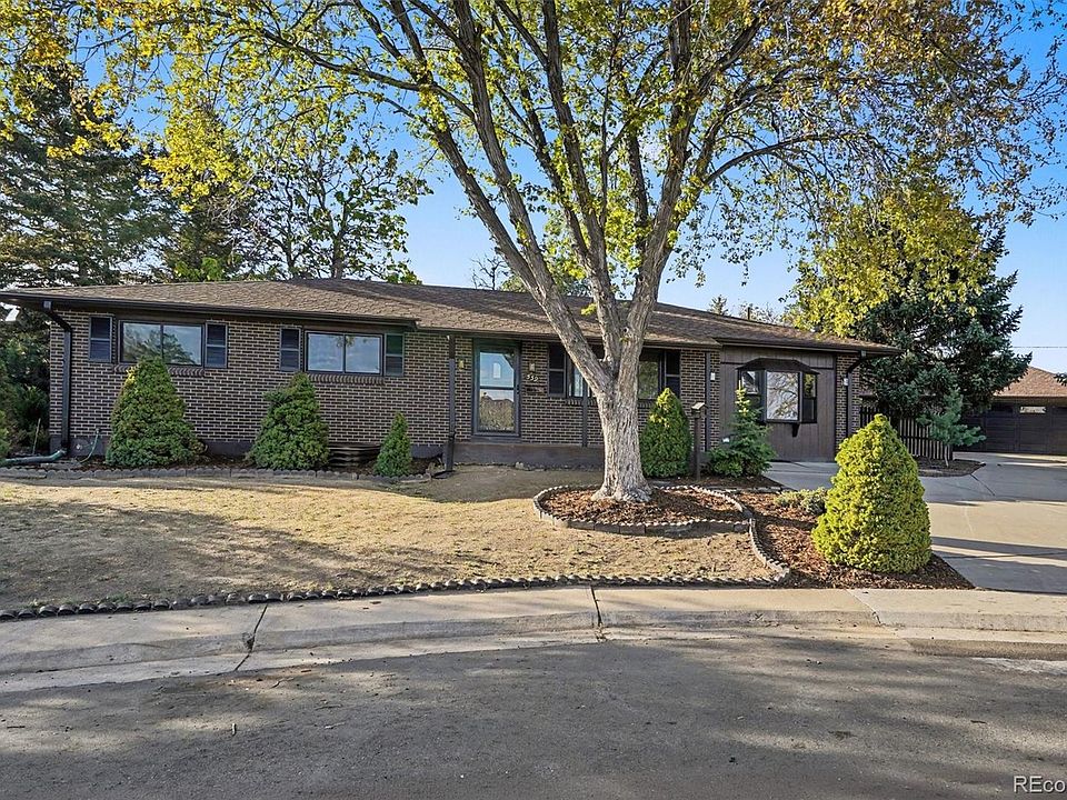 1st image of 559 Elbert Way