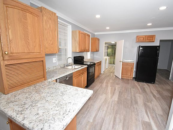 New kitchen with island