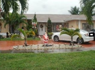 5770 NW 200th St, Hialeah, FL 33015