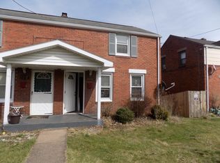 225 Oxford Dr, McKeesport, PA 15132