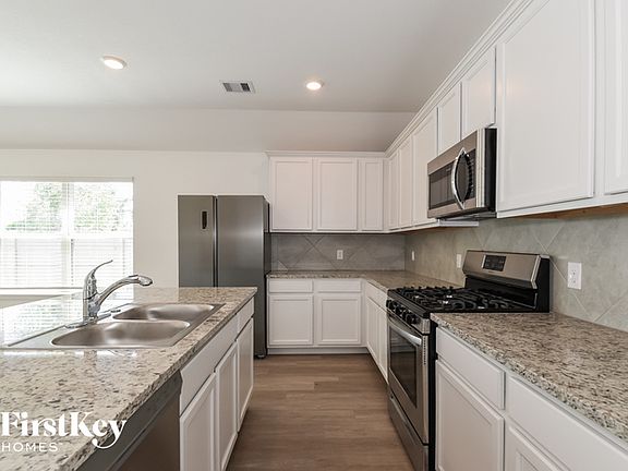 5th image of 3043 Newcastle Crest Ln