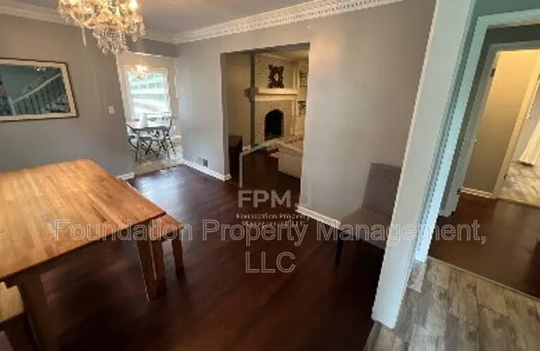 6236 Haddington Dr — Photo 6