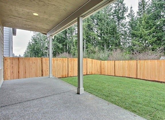 5th image of 534 Rosewood Dr SW