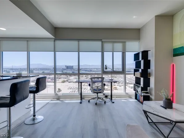 4525 Dean Martin Dr Unit 810, Las Vegas, NV 89103