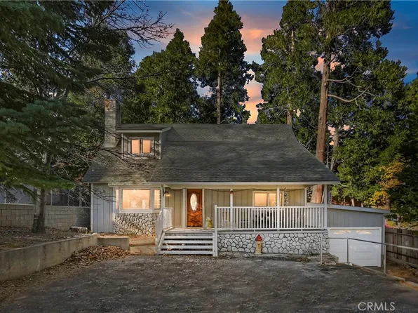 722 Clubhouse Dr, Twin Peaks, CA 92391