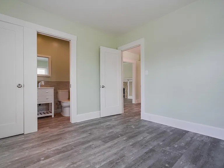 2944 Kalmia St — Photo 11