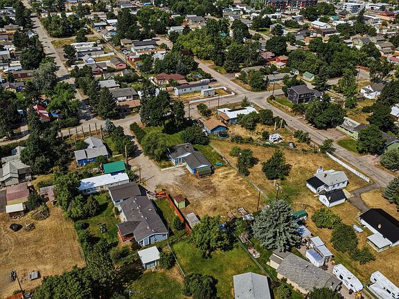 3rd image of 624 Colorado Ave