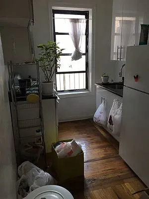 Rented by Lang Realty LLC | media 9