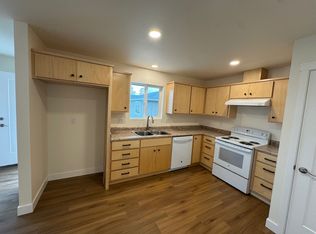 1650 NW Highland Ave #A, Grants Pass, OR