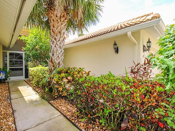 3rd image of 8099 Palomino Dr #25