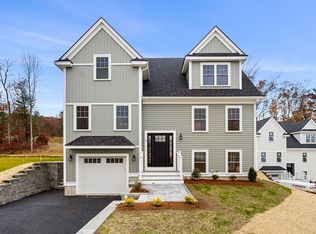 13 Sylvan Hill Xing, Haverhill, MA 01832