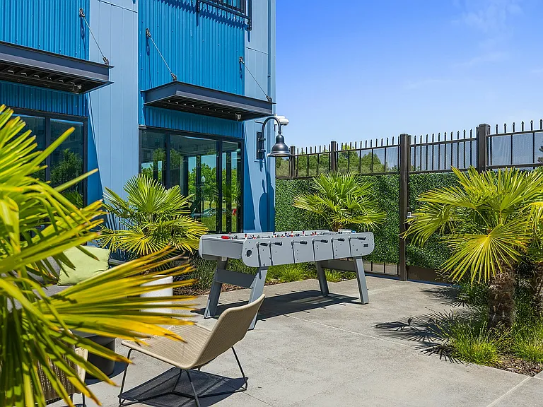 143-web-or-mls-775-n-6th-st