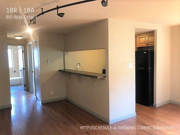 3rd image of 1685 N Colorado Blvd #403