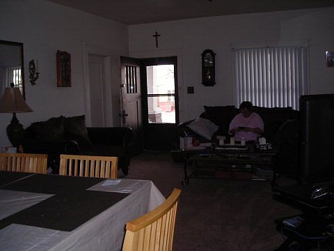 4th image of 830 E 8th St