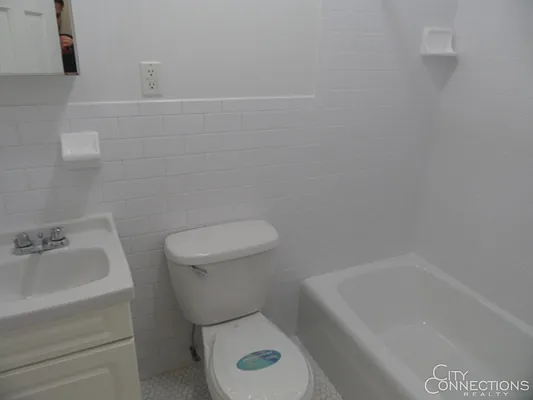 Rented by City Connections Realty | media 12